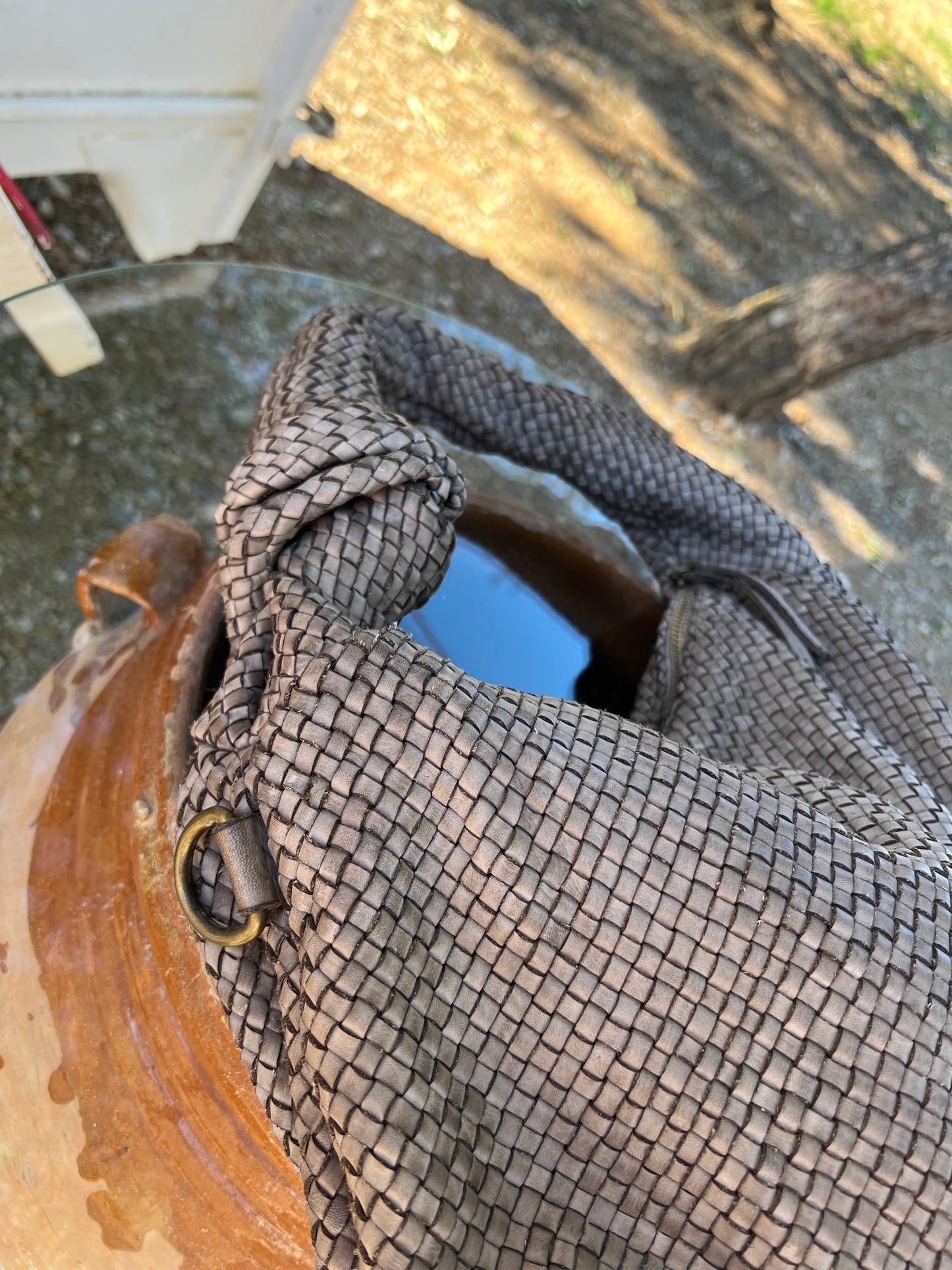 BOLSO HOBO DE PIEL TRENZADA