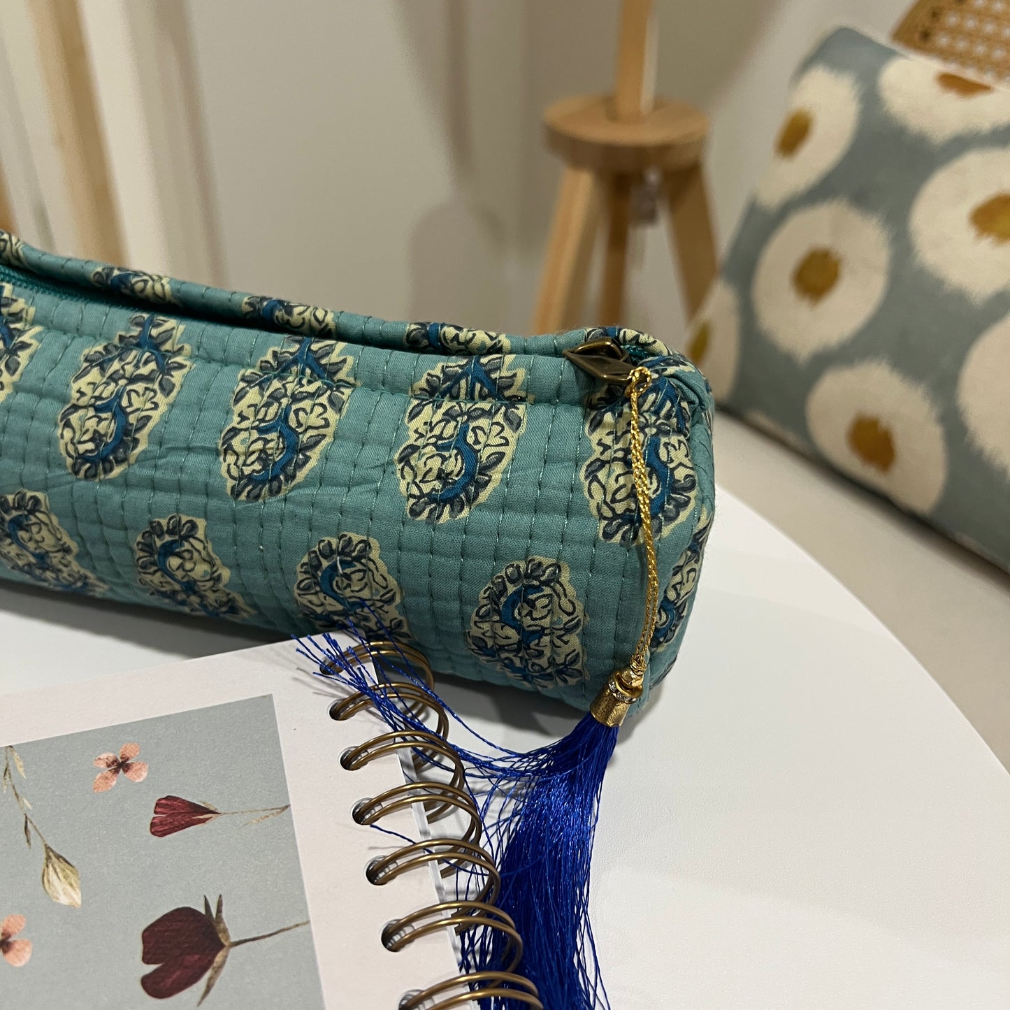 ESTUCHE ÉTNICO