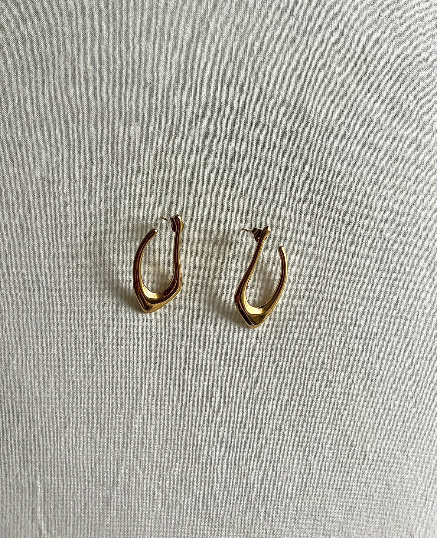 PENDIENTES DORADOS - ACERO INOXIDABLE