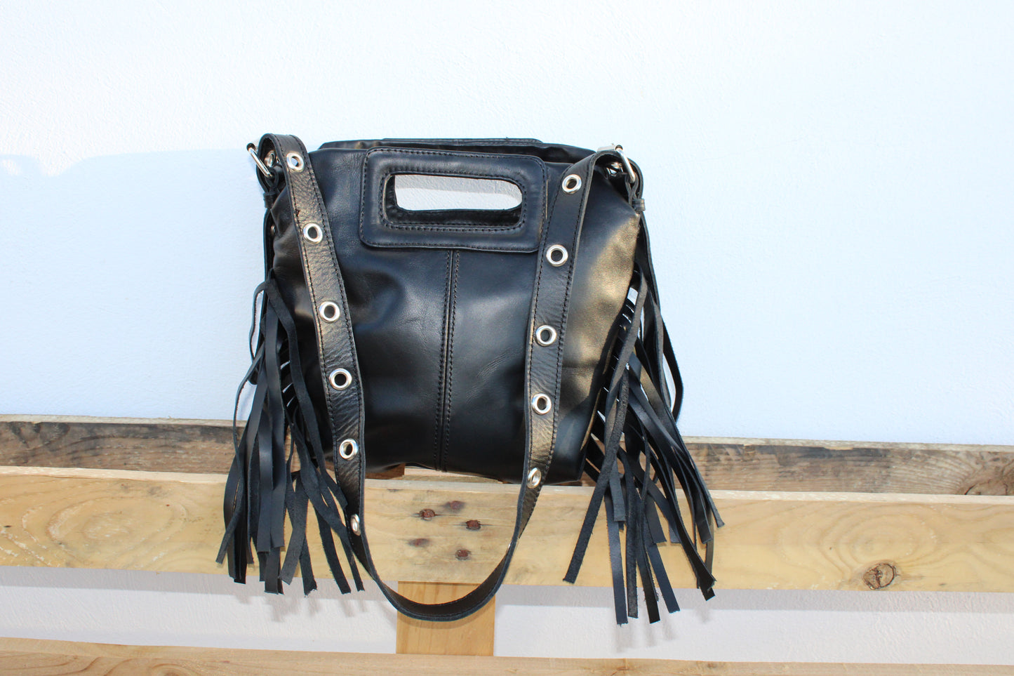 BOLSO FLECOS PIEL NEGRO