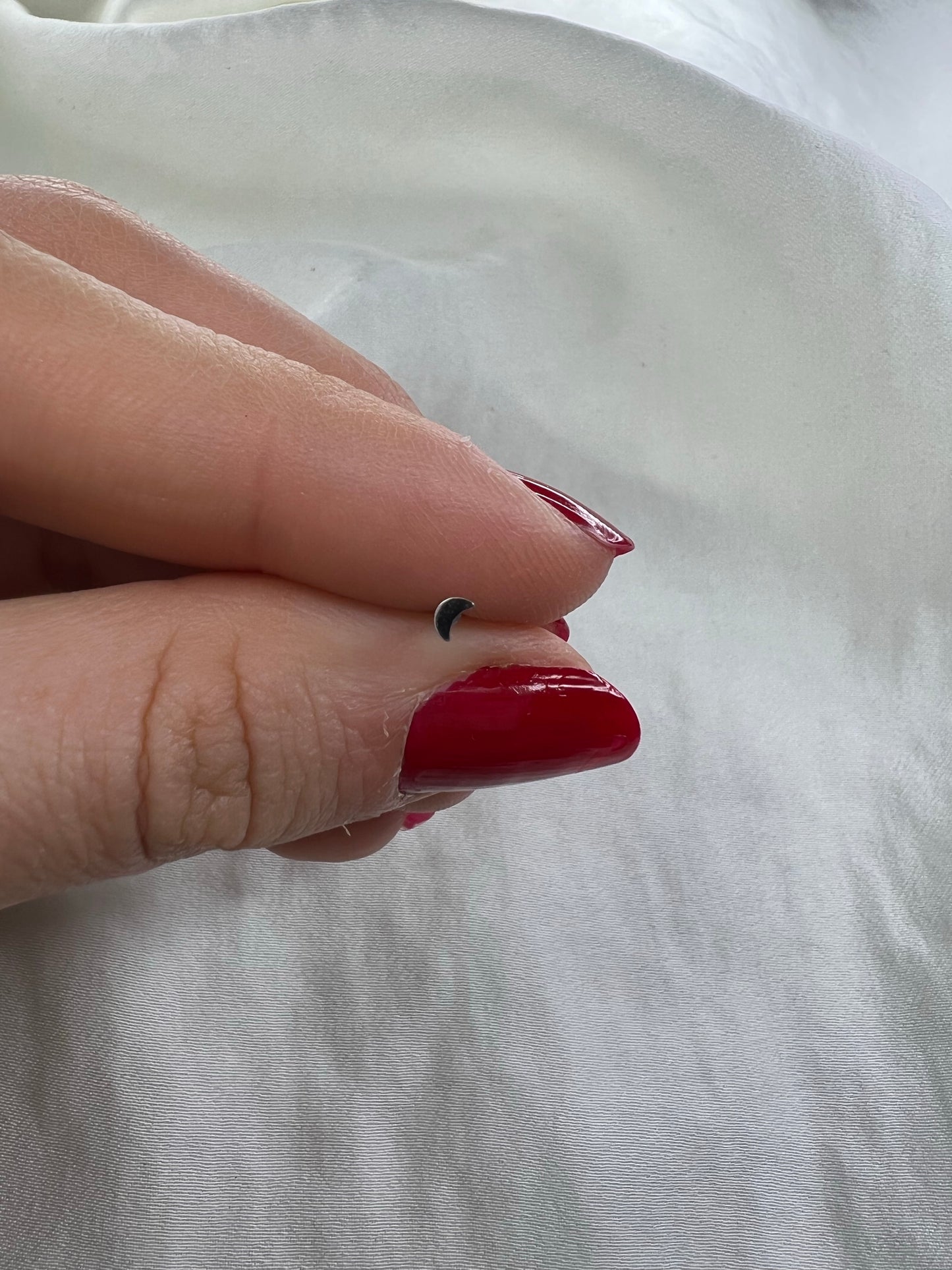 PENDIENTE LUNA PLATA