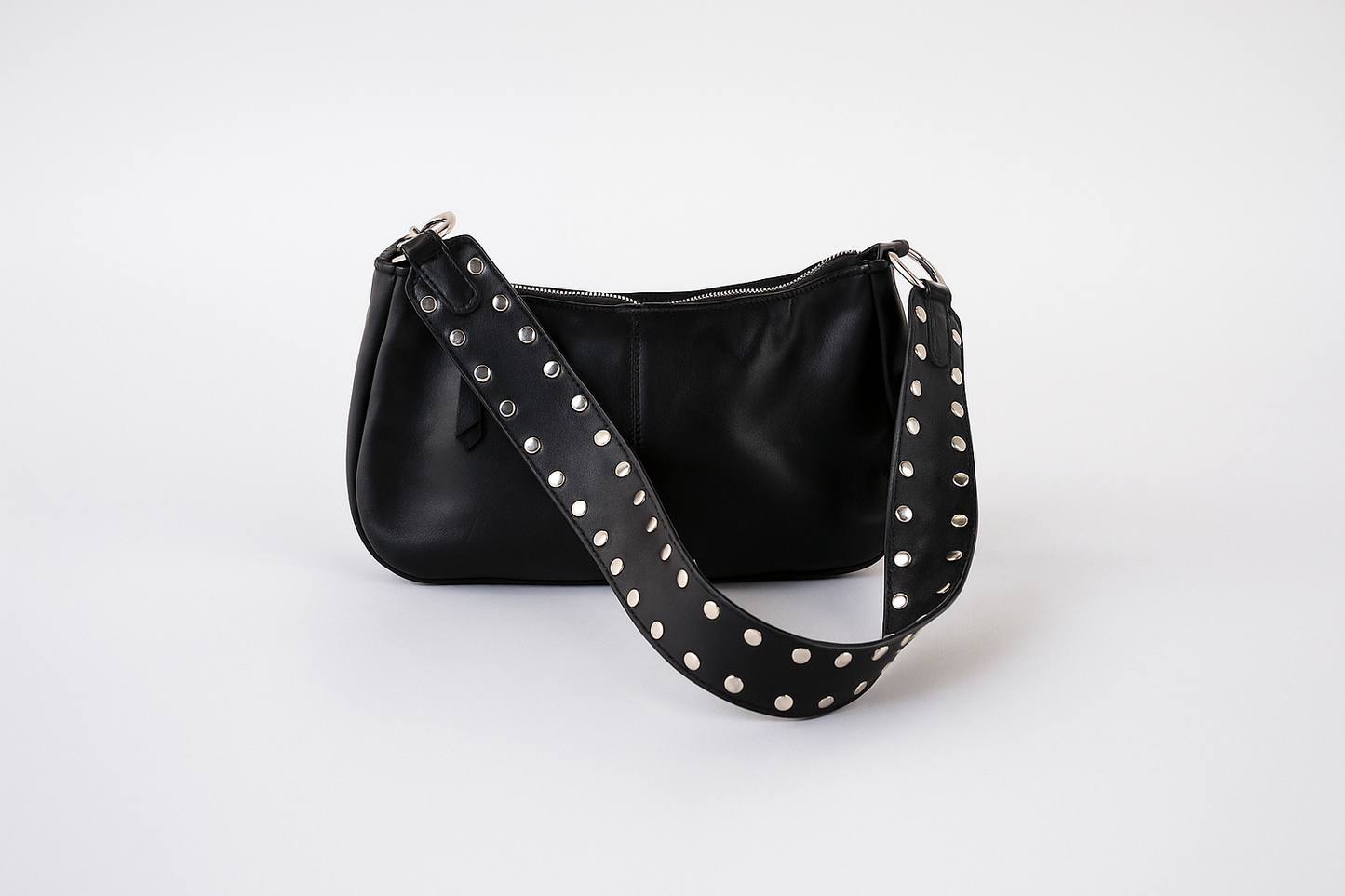 BOLSO DE HOMBRO ASA DETALLES TACHUELAS PIEL